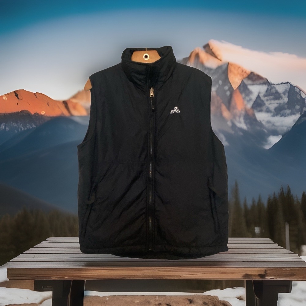 EMS Men's Primaloft Puffer Vest Eastern Mountain Sports Full Zip Small Hike Warm